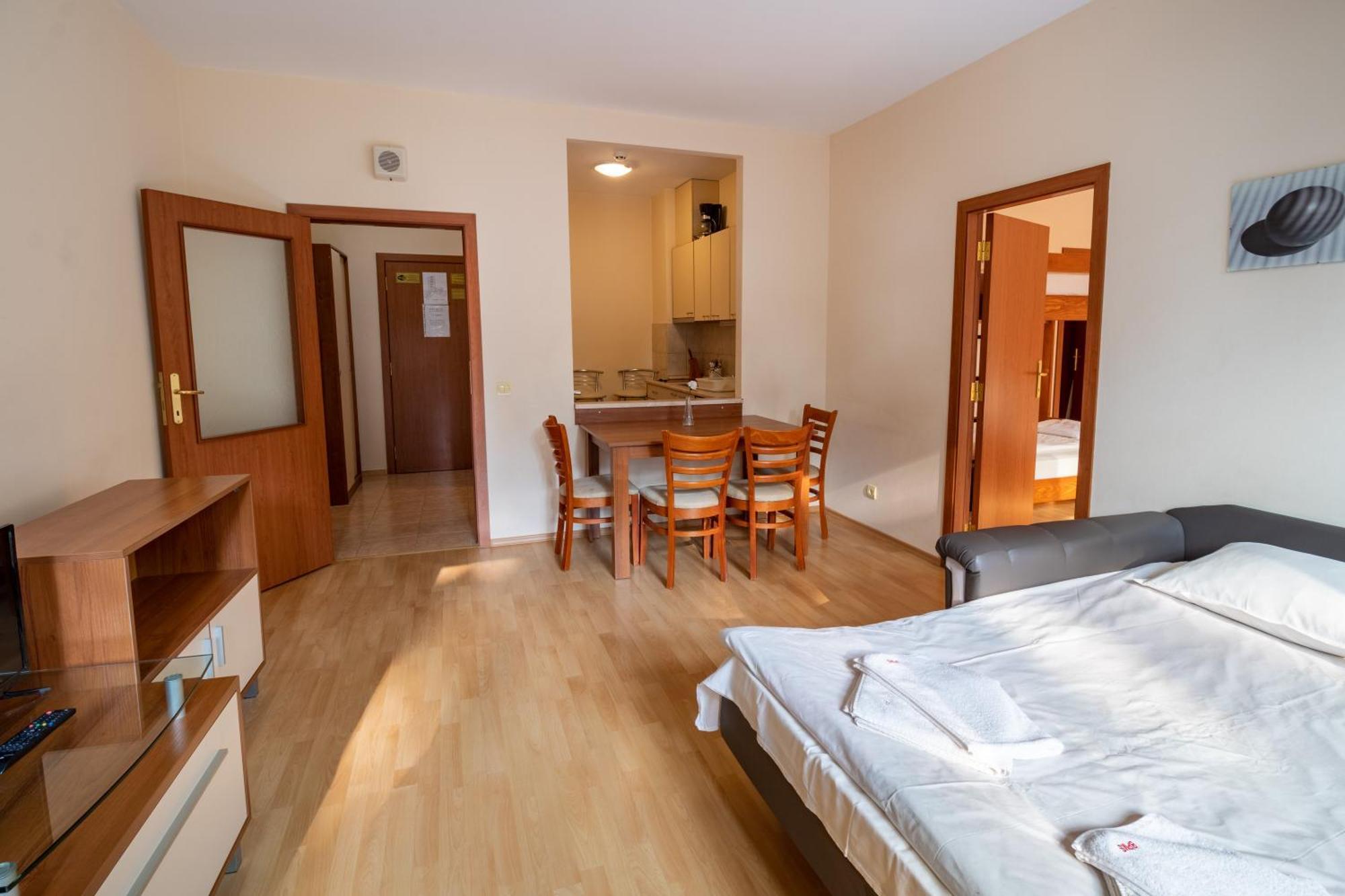 Pm Services Flora Apartments Borovets Eksteriør billede